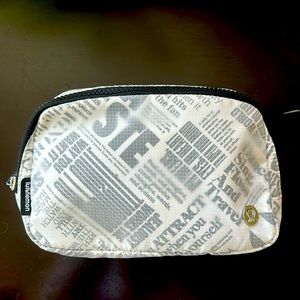 Lululemon 1L everywhere belt bag